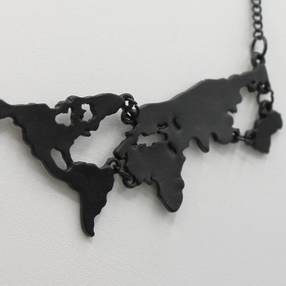 Jewelry - Necklace jewelry Earth globe world black tone with chain travel adventure new